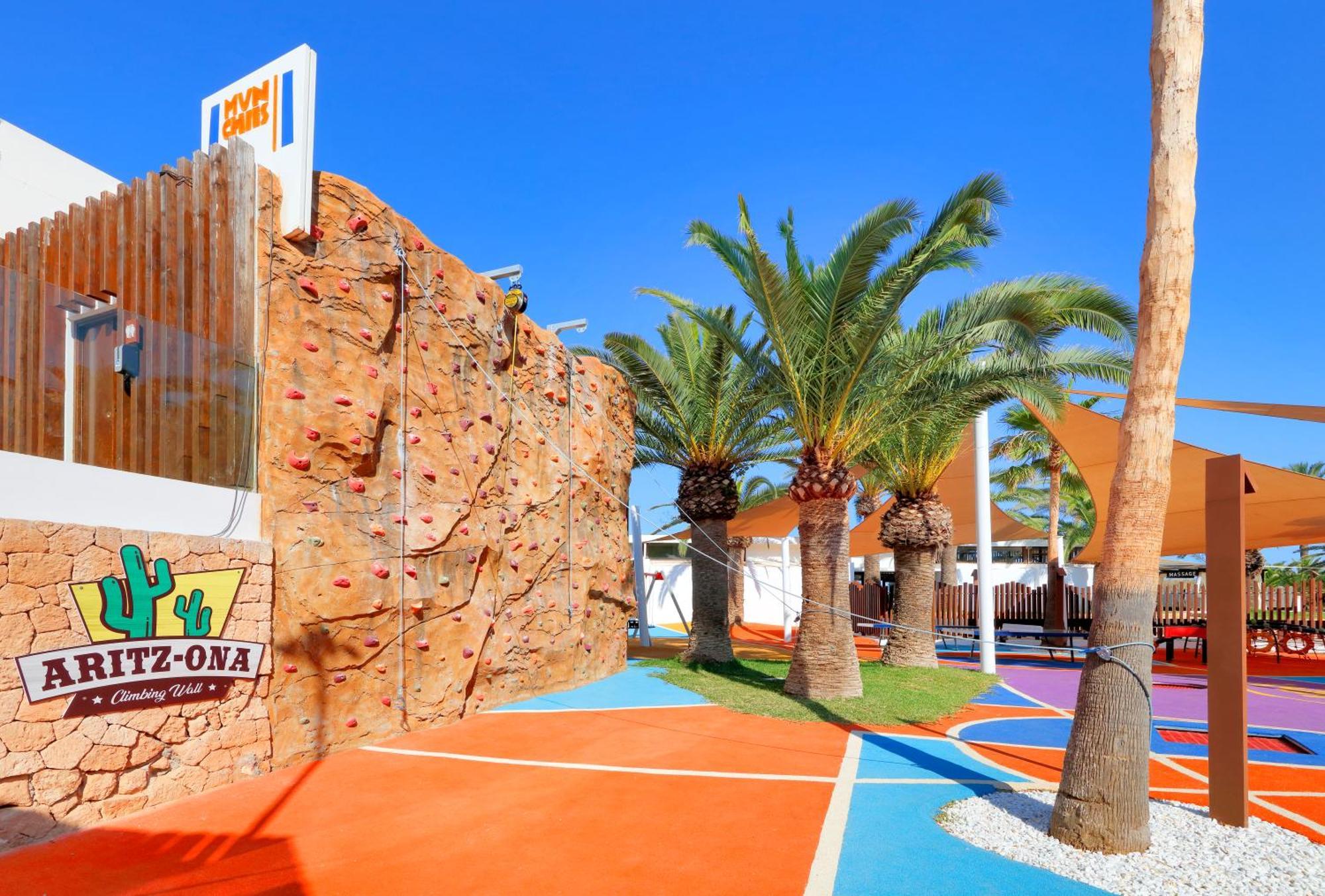 Hard Rock Hotel Ibiza Playa d'en Bossa Exterior foto